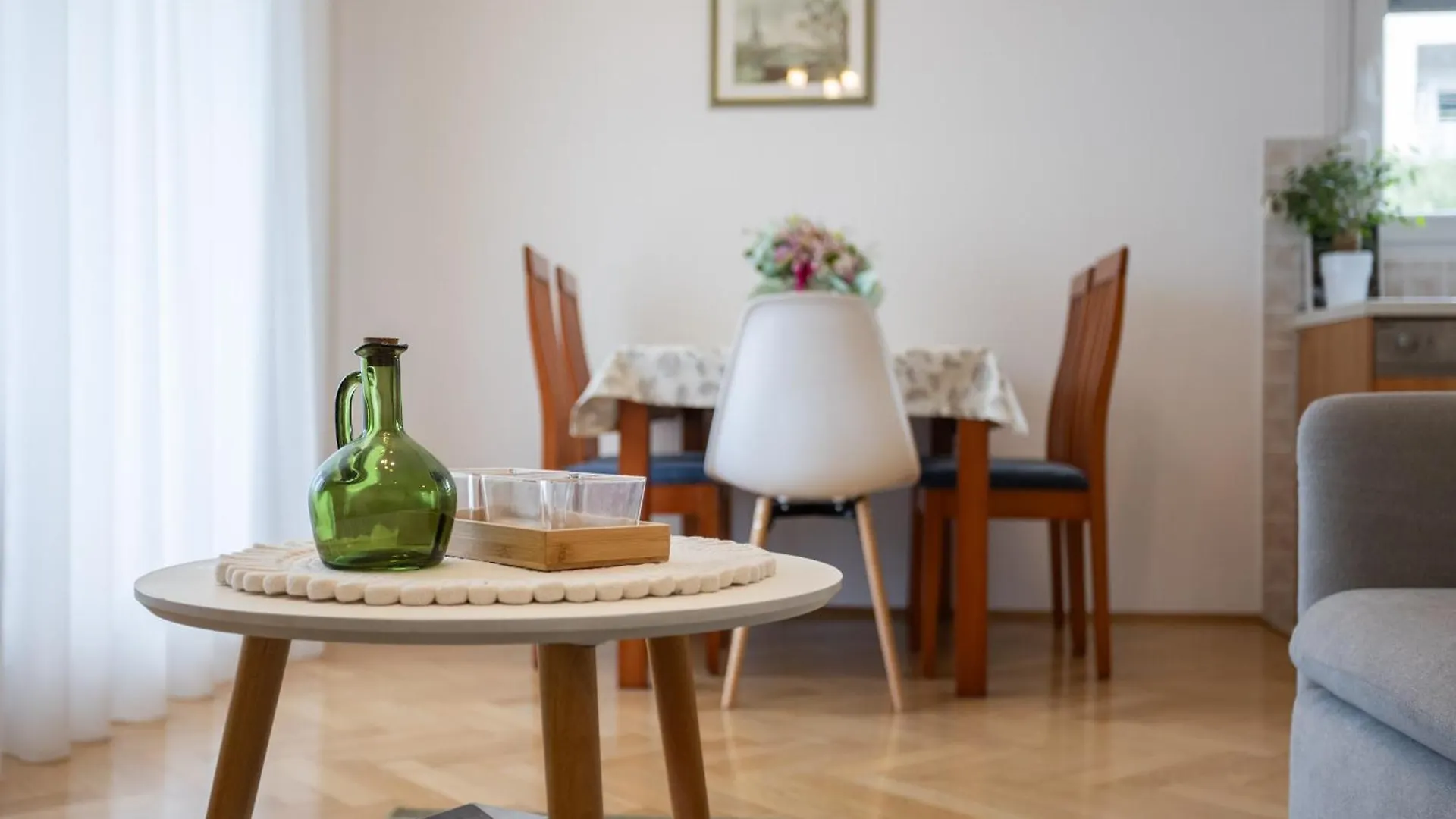 Split Znjan Beach Apartment With Parking Croatia